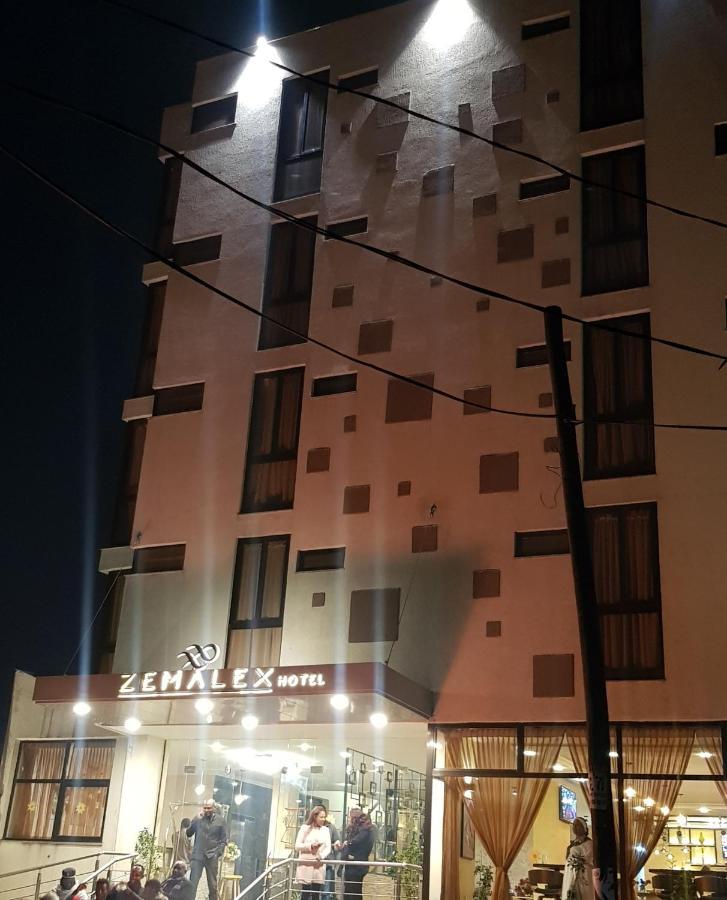 Zemalex Hotel アジス・アベバ エクステリア 写真