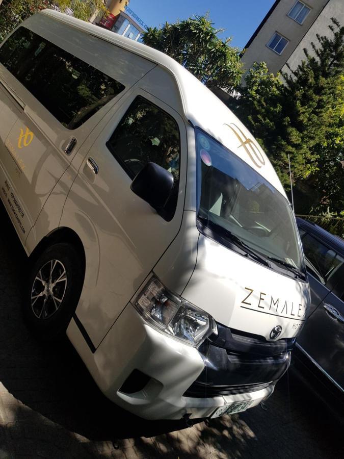 Zemalex Hotel アジス・アベバ エクステリア 写真