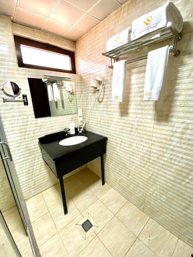Zemalex Hotel アジス・アベバ エクステリア 写真